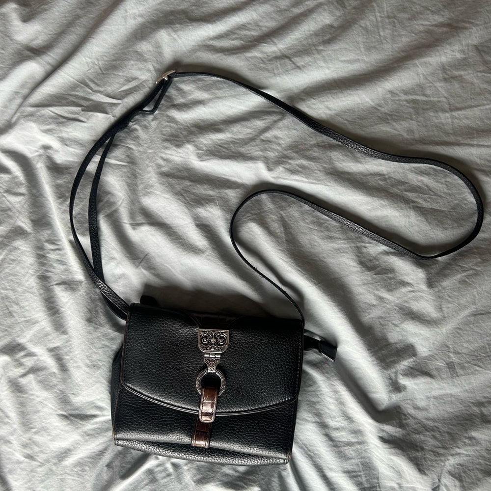 Brighton Nepal wallet purse
